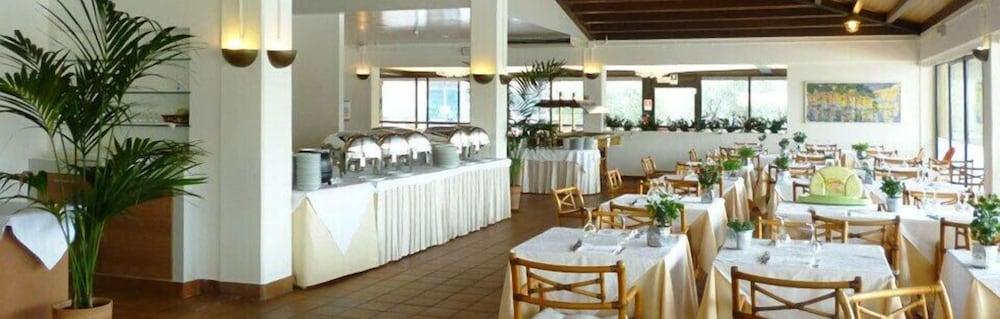 Hotel Marina Uno Lignano Sabbiadoro Buitenkant foto