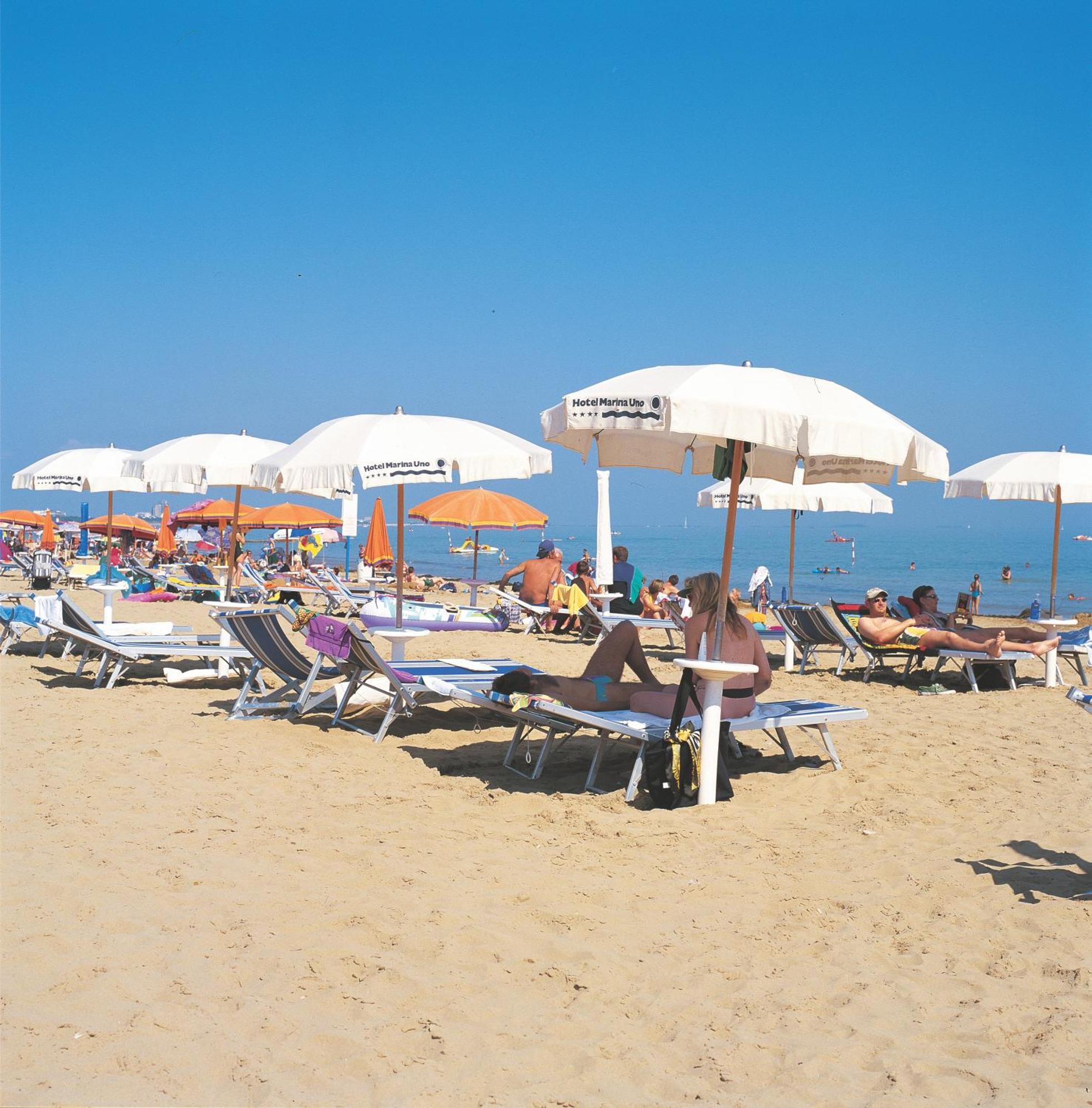 Hotel Marina Uno Lignano Sabbiadoro Buitenkant foto