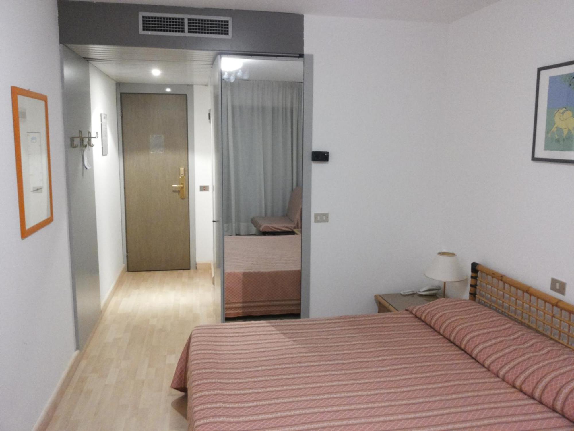 Hotel Marina Uno Lignano Sabbiadoro Kamer foto