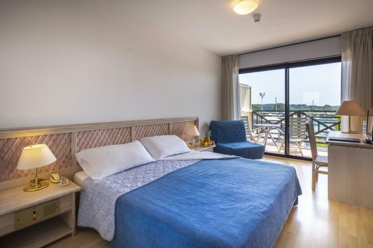 Hotel Marina Uno Lignano Sabbiadoro Buitenkant foto